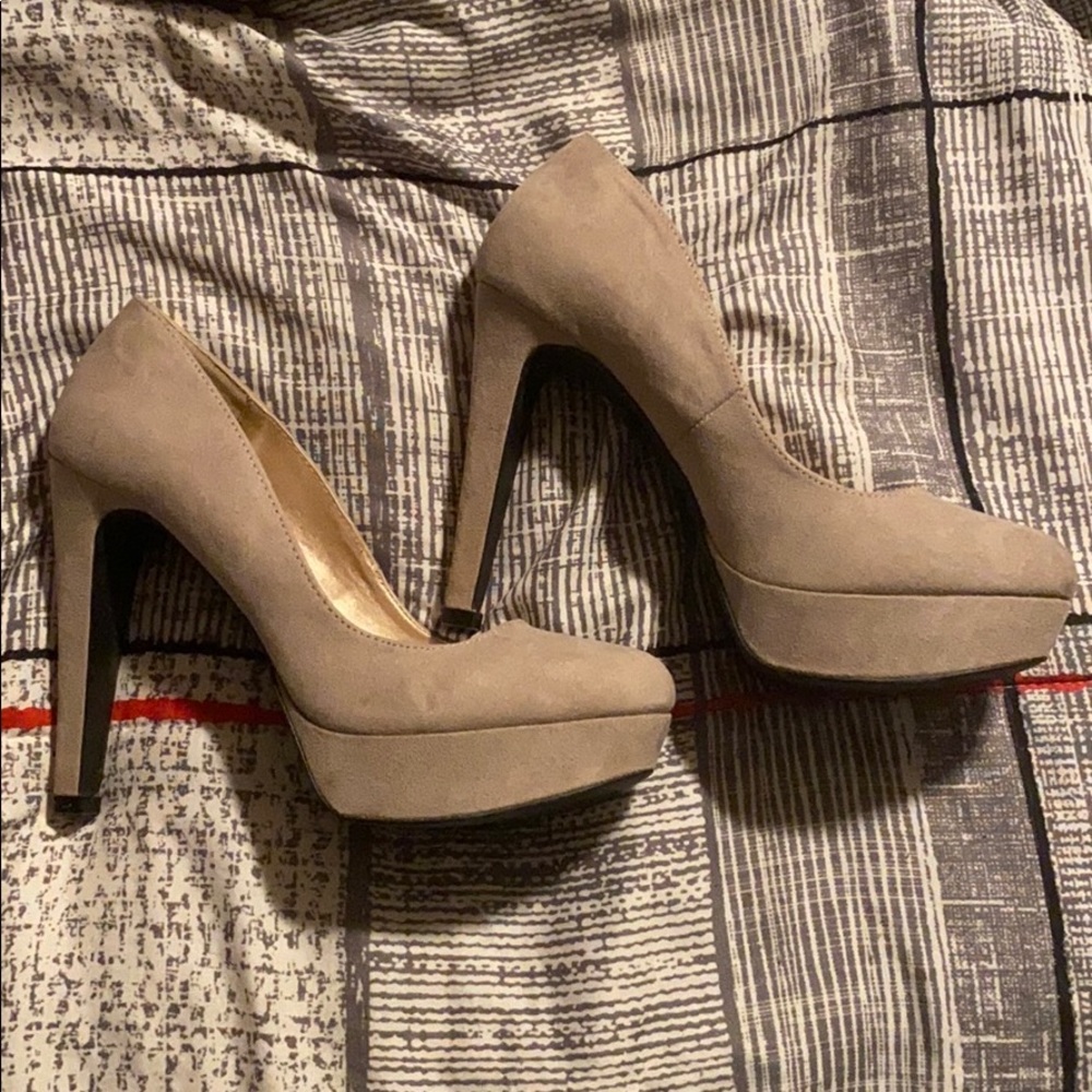 Taupe Qupid Heels